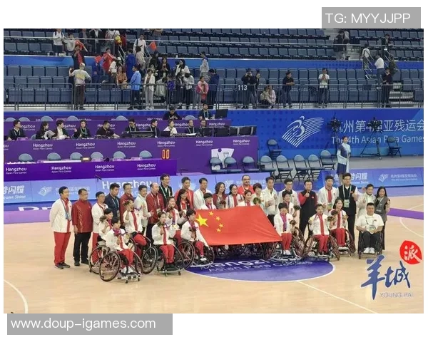 江苏瞎子游水名将李桂芝全国残运会夺金